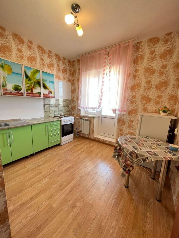 1-комн квартира Бориса Алексеева ул, 20