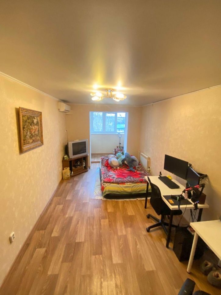 2-комн квартира Николая Островского ул, 144А