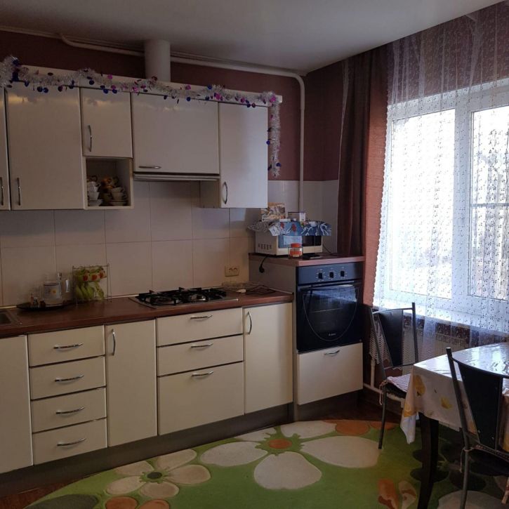 3-комн квартира Куликова ул, 15