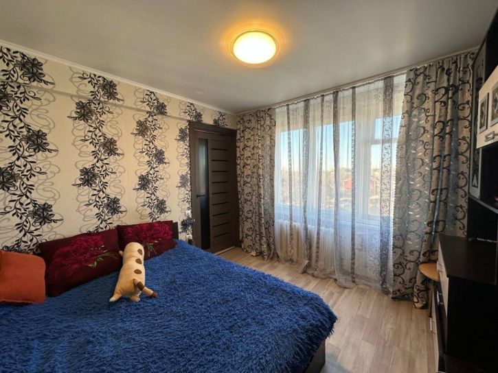 4-комн квартира Кооперативная ул, 45А