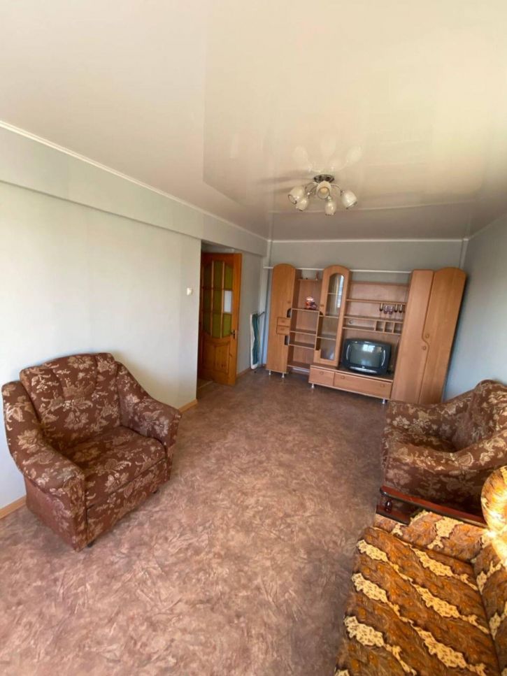 2-комн квартира 28й Армии ул, 16