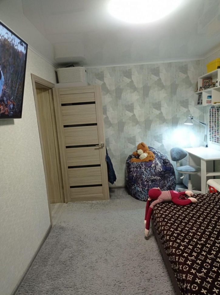 2-комн квартира 11й Красной Армии ул, 15