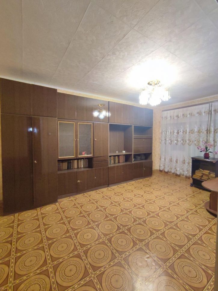 3-комн квартира Победы ул, 50