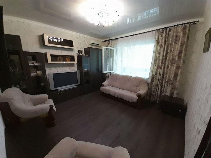 2-комн квартира улицаПриволжского Затона наб, 15