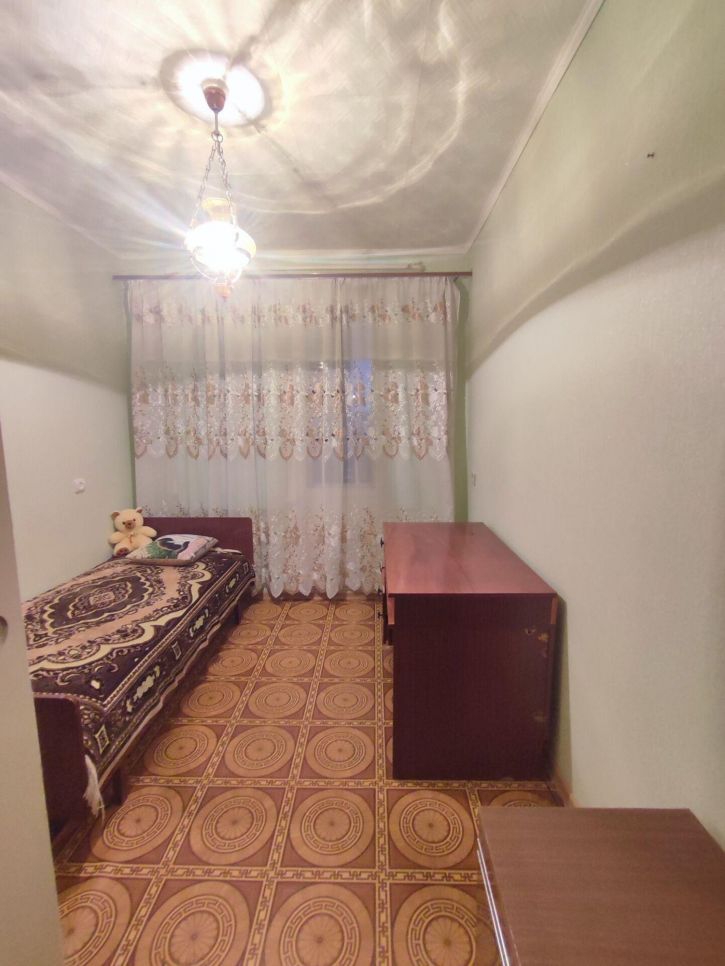 3-комн квартира Победы ул, 50