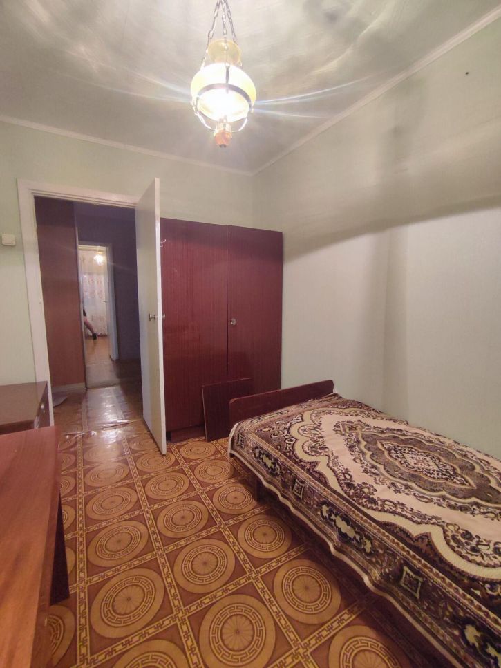 3-комн квартира Победы ул, 50