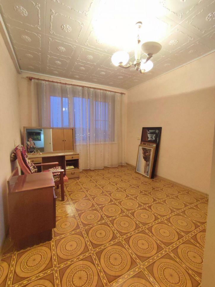 3-комн квартира Победы ул, 50