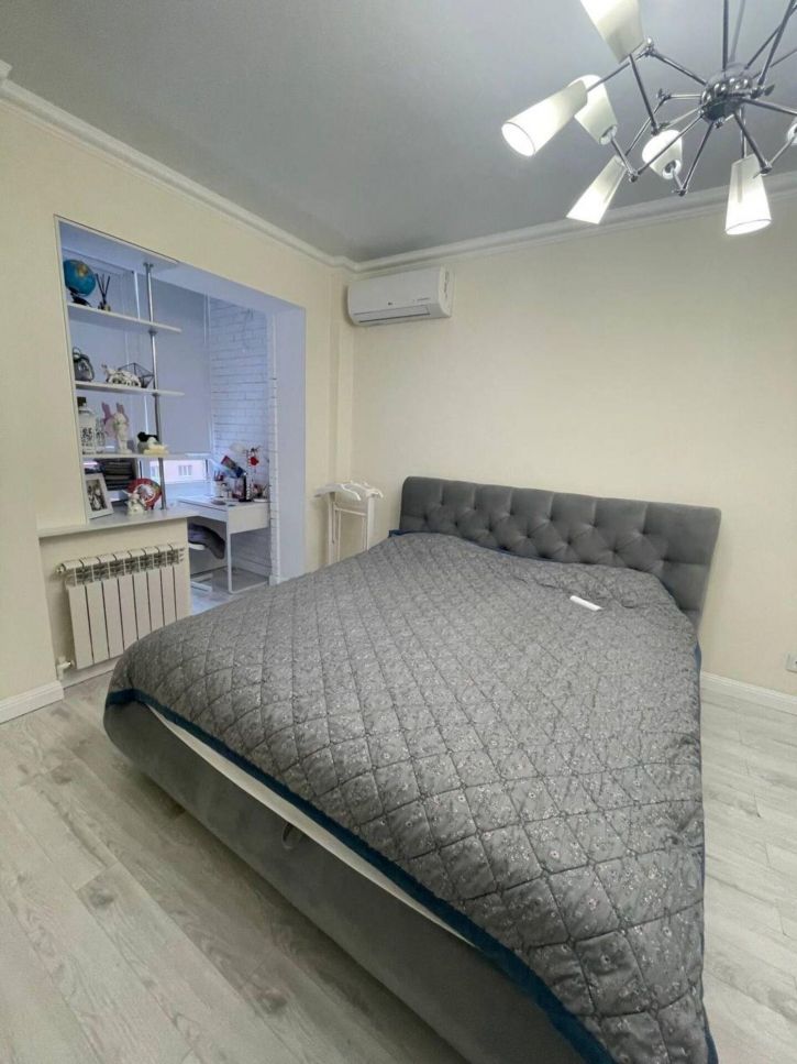 2-комн квартира Латышева ул, 3К