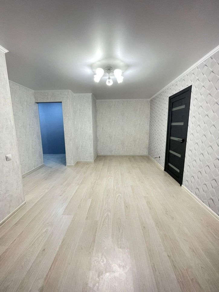 2-комн квартира Николая Островского ул, 51