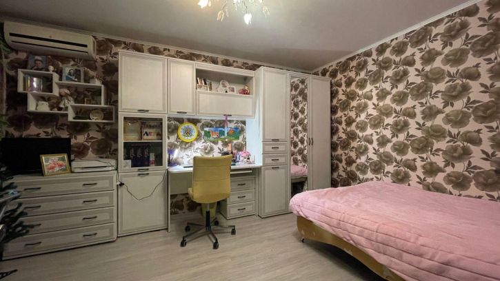 2-комн квартира Кубанская ул, 23