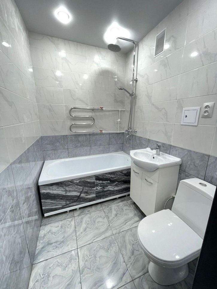 2-комн квартира Николая Островского ул, 51