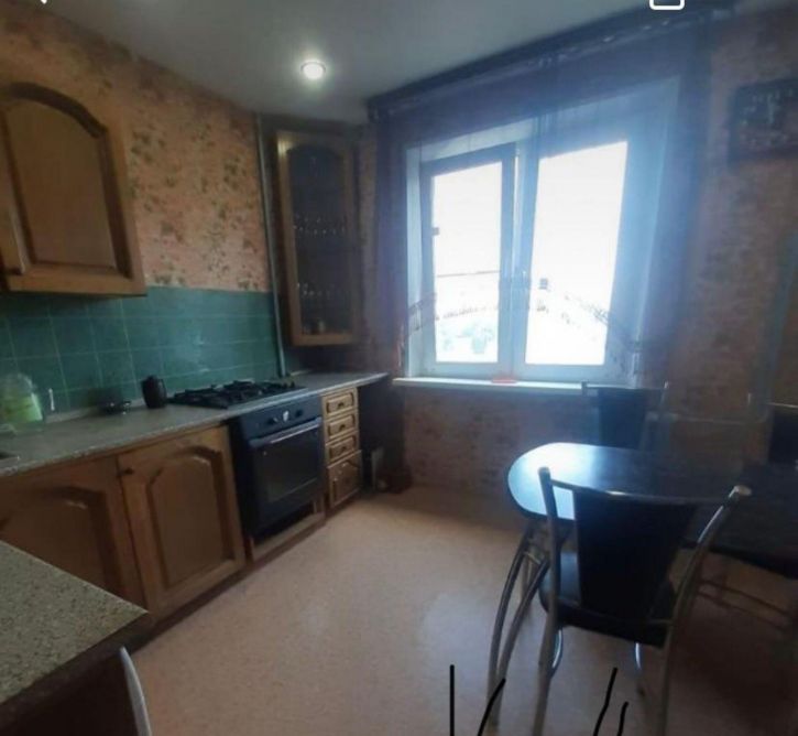 2-комн квартира Победы ул, 56