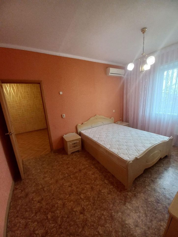 2-комн квартира Жилая ул, 3