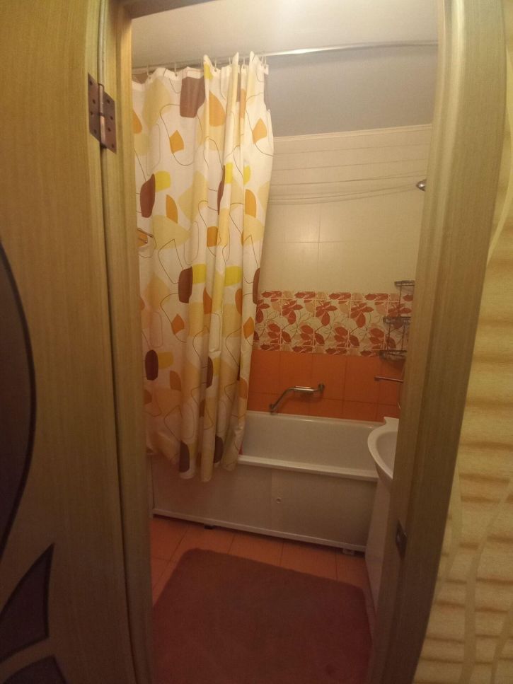 2-комн квартира Жилая ул, 3