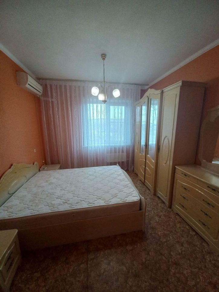 2-комн квартира Жилая ул, 3