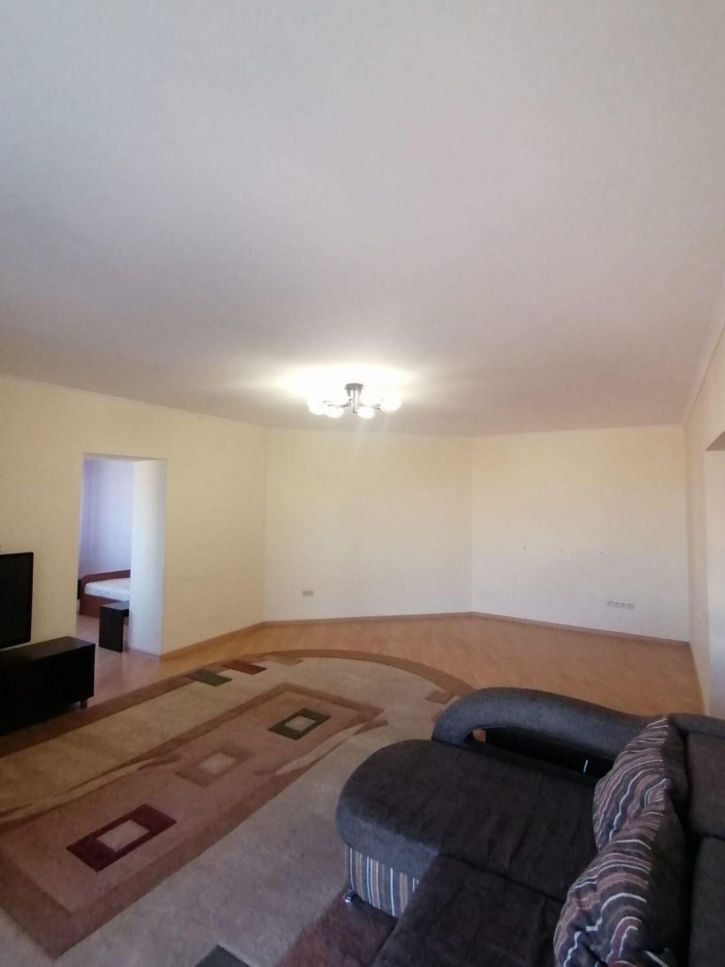 3-комн квартира Волжская ул, 54