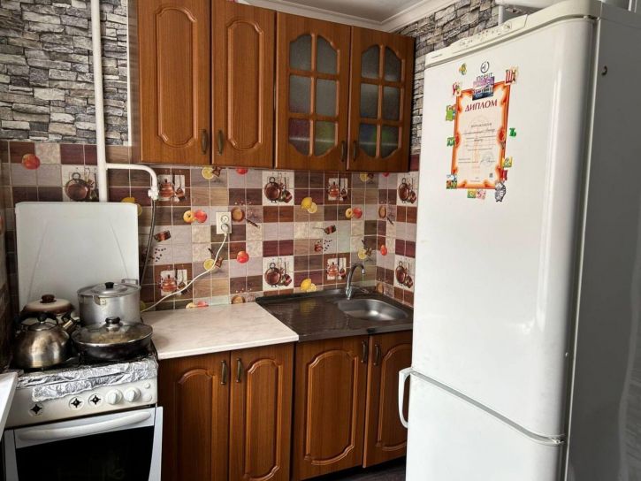 3-комн квартира Звёздная ул, 13