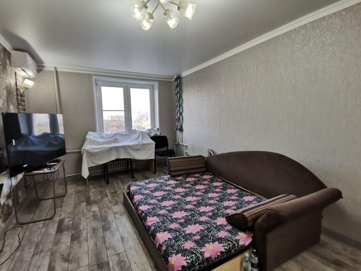 1-комн квартира Бориса Алексеева ул, 45