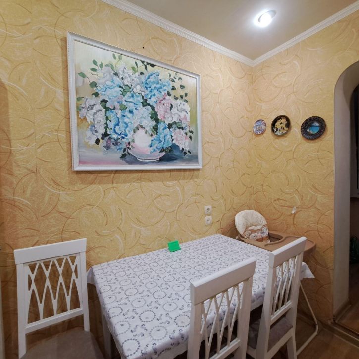 3-комн квартира Энергетическая ул, 9