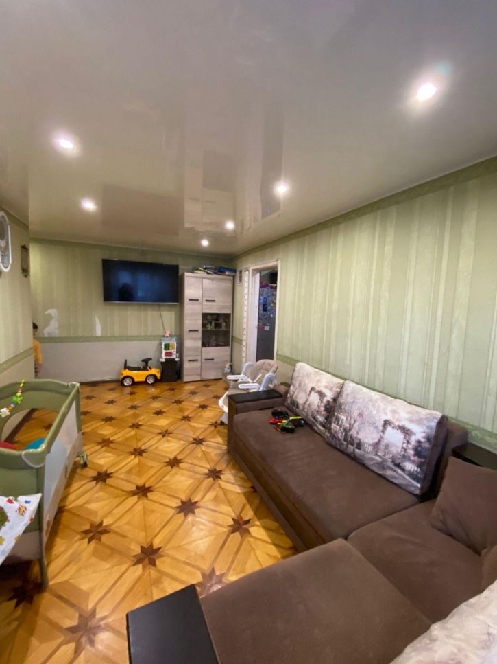 3-комн квартира Боевая ул, 65