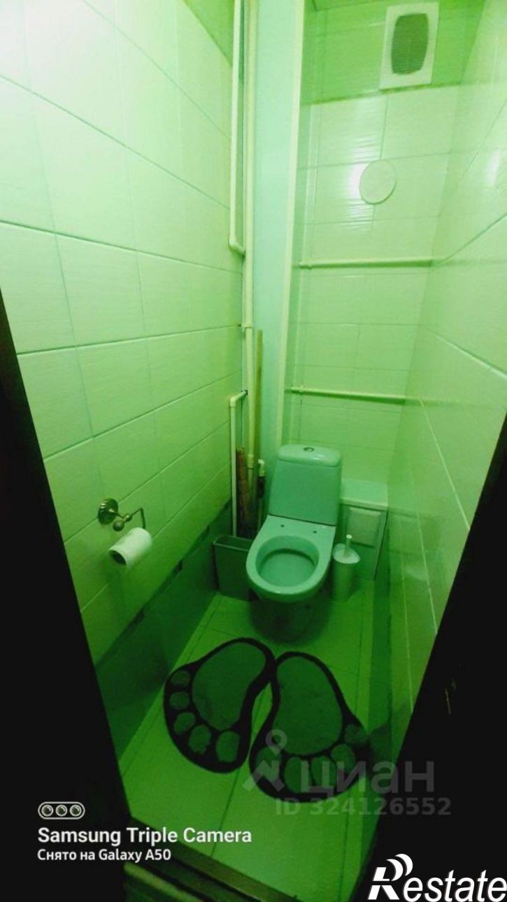 2-комн квартира улица Космонавтов, 4 к1,  д. 4 к1