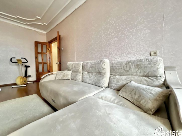 3-комн квартира ул Софьи Перовской, 82 2,  д. 82 2,  к. 2