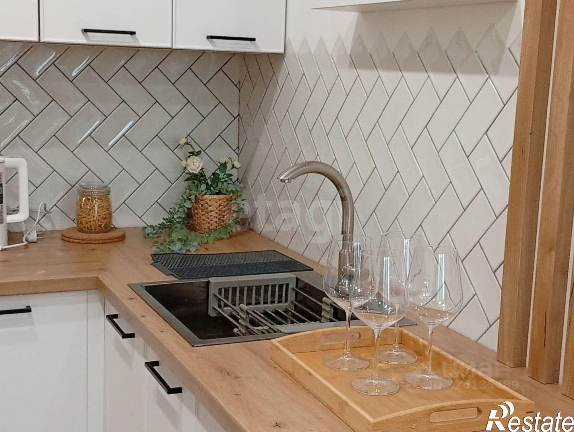 Купить квартиру за 6 000 000 рублей на улица Трофимова, 10