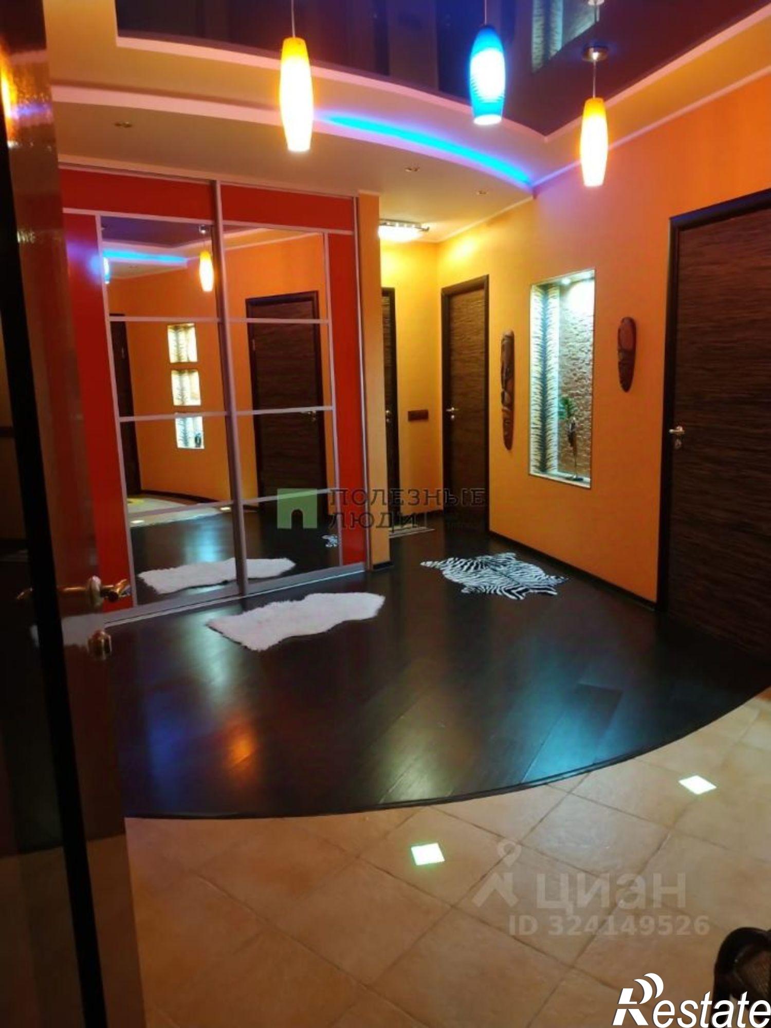 Купить квартиру за 10 444 000 рублей на площадь Джона Рида, 7 к1