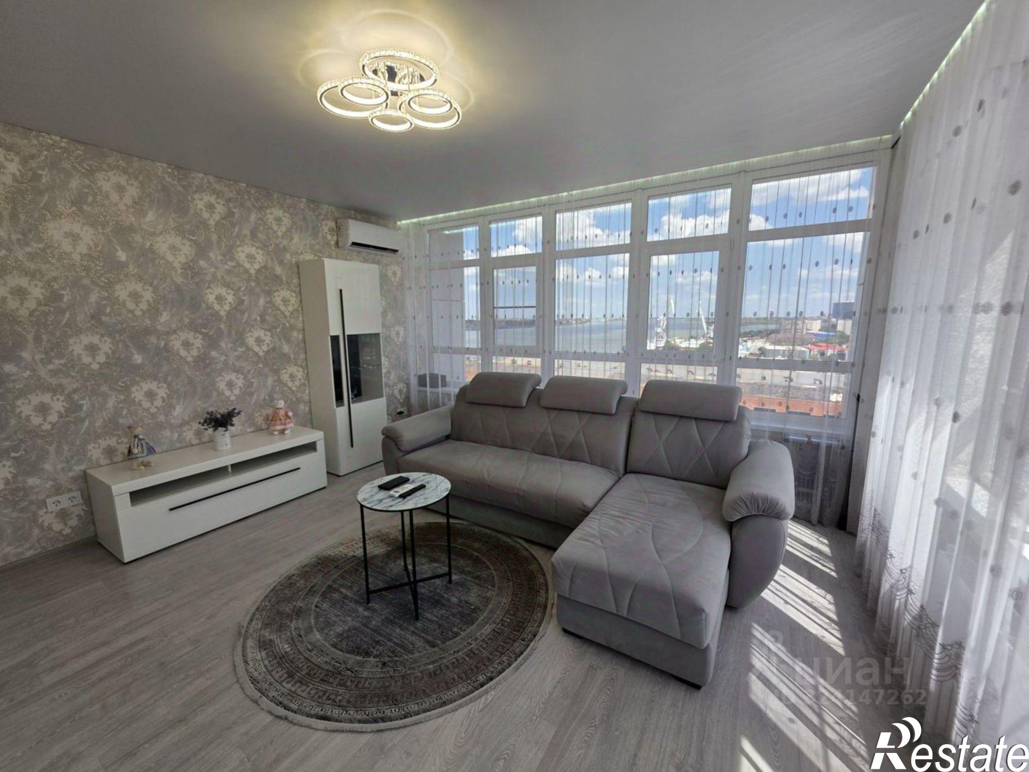 Купить квартиру за 10 500 000 рублей на пер Бехтерева, 2