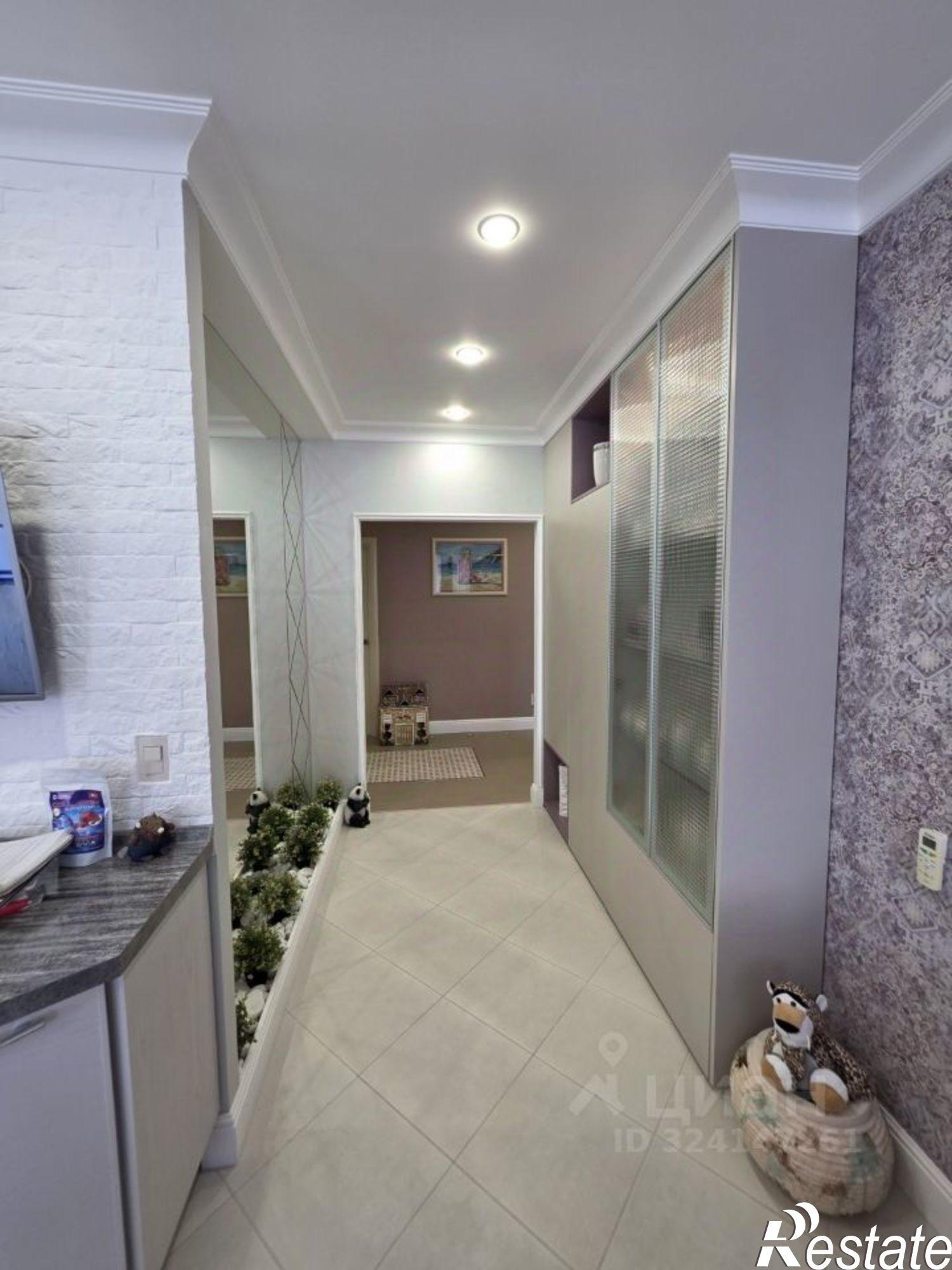 Купить квартиру за 19 250 000 рублей на ул Набережная Приволжского затона, 20в