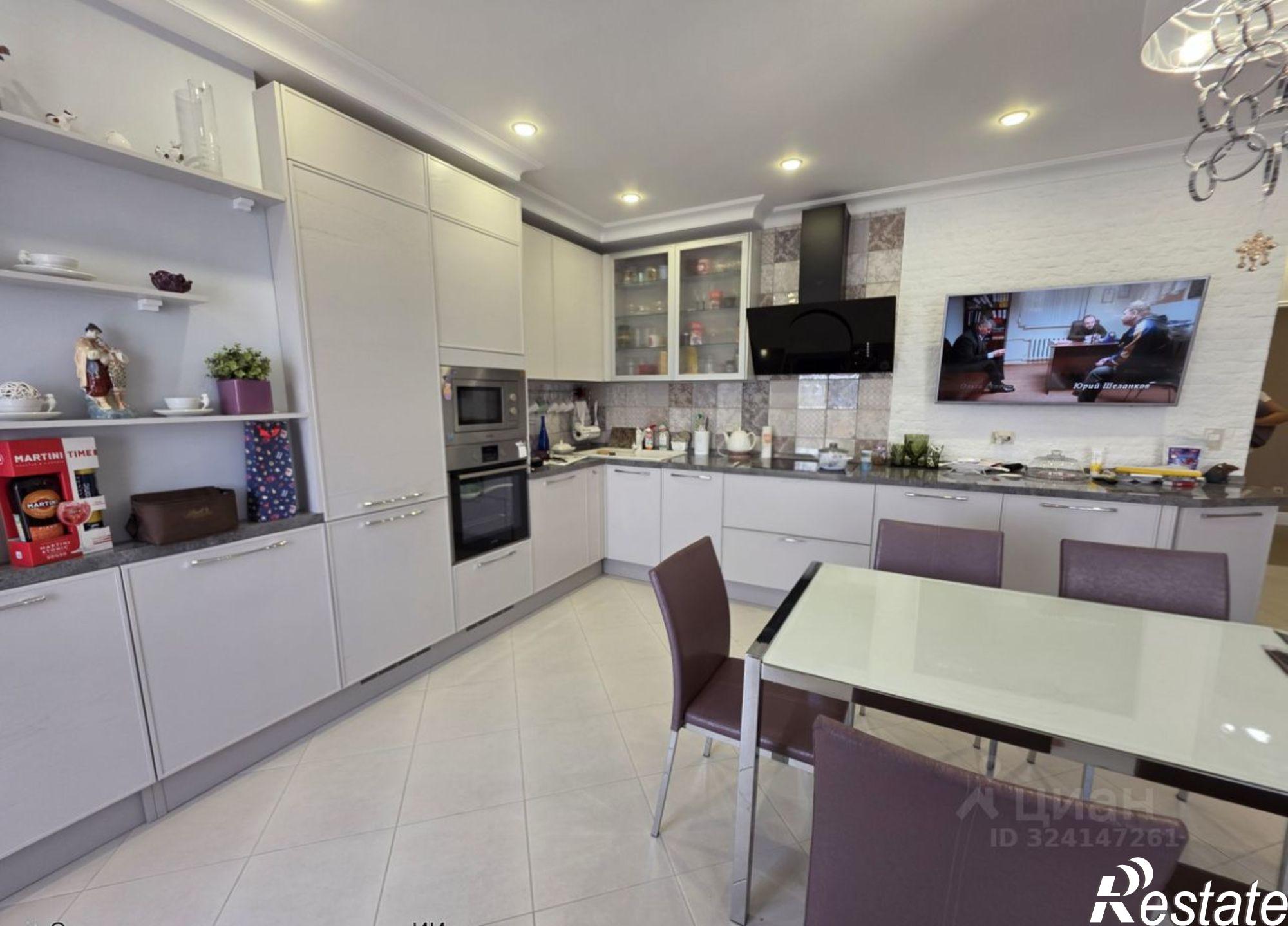 Купить квартиру за 19 250 000 рублей на ул Набережная Приволжского затона, 20в