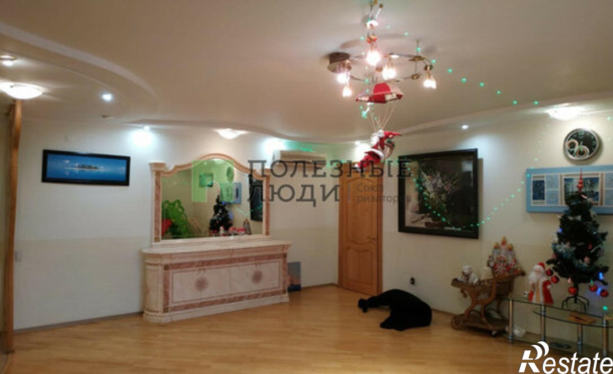 Купить квартиру за 9 880 000 рублей на ул Богдана Хмельницкого, 10 1