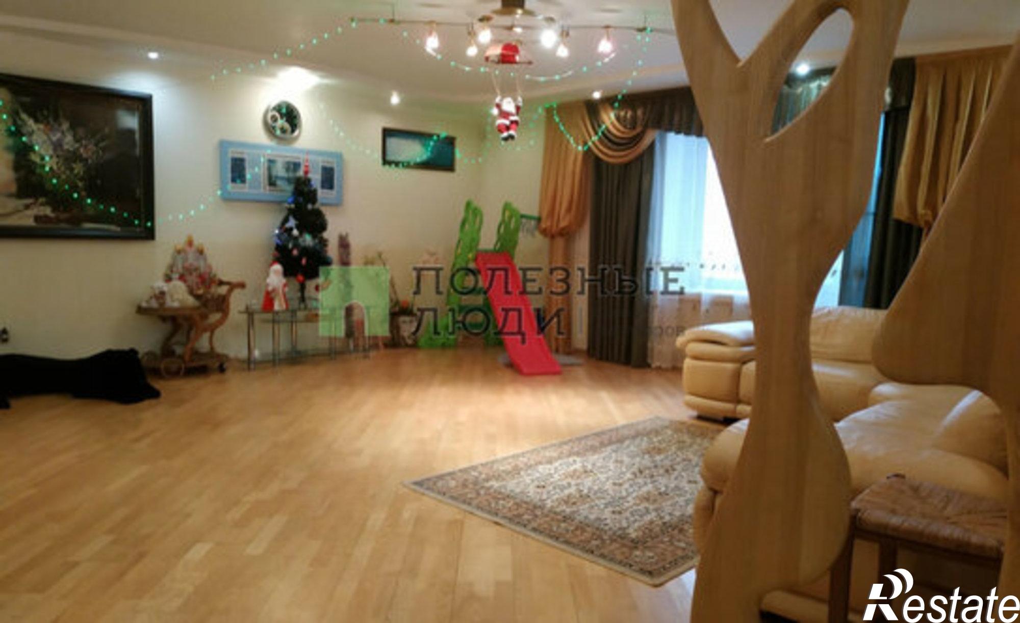 Купить квартиру за 9 880 000 рублей на ул Богдана Хмельницкого, 10 1