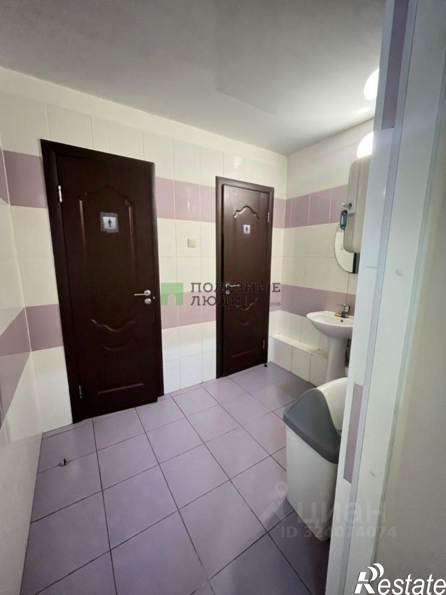 Сдать офис, помещение под офис за 400 000 рублей на Днепровская улица, 2/37