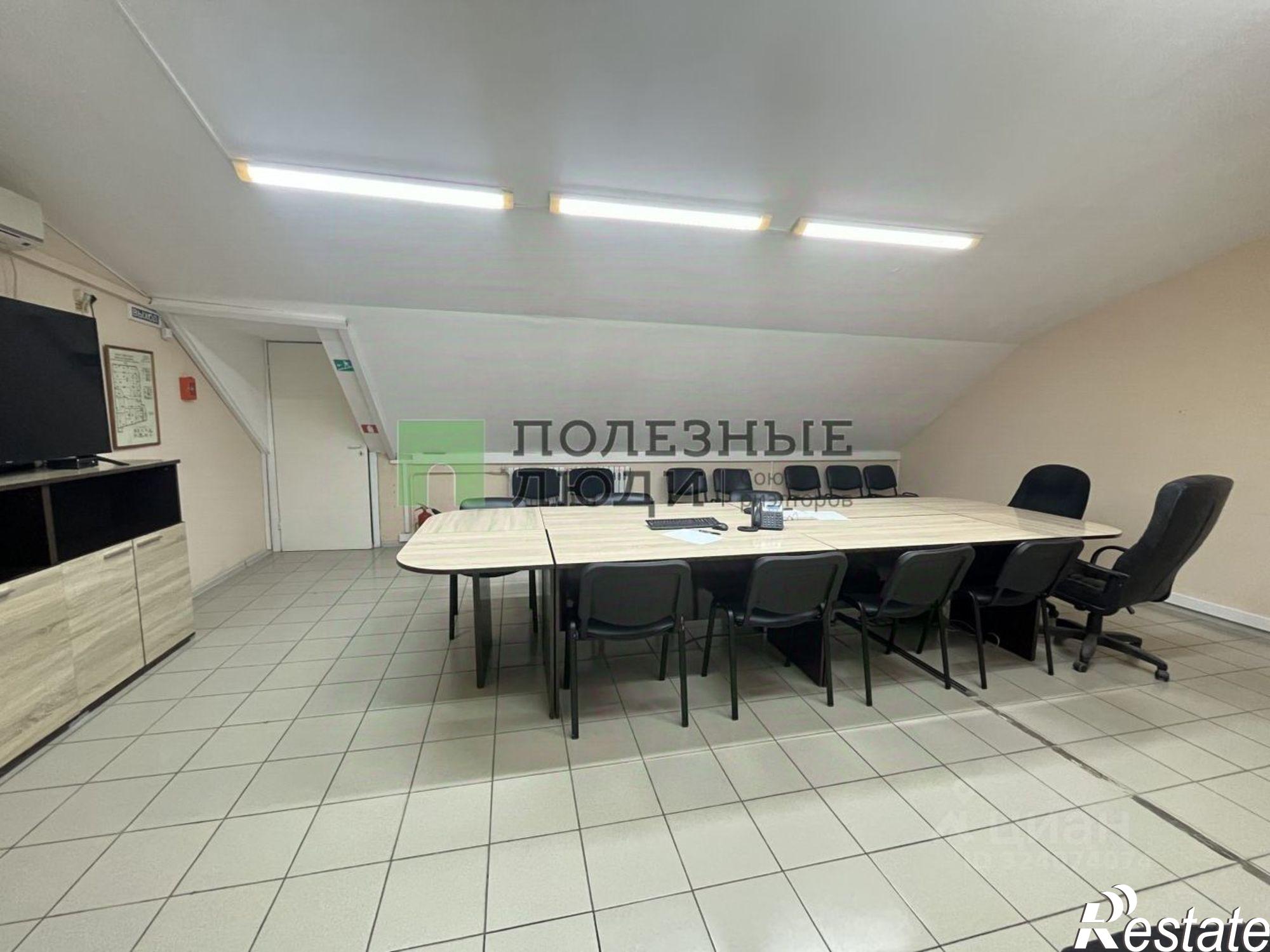 Сдать офис, помещение под офис за 400 000 рублей на Днепровская улица, 2/37