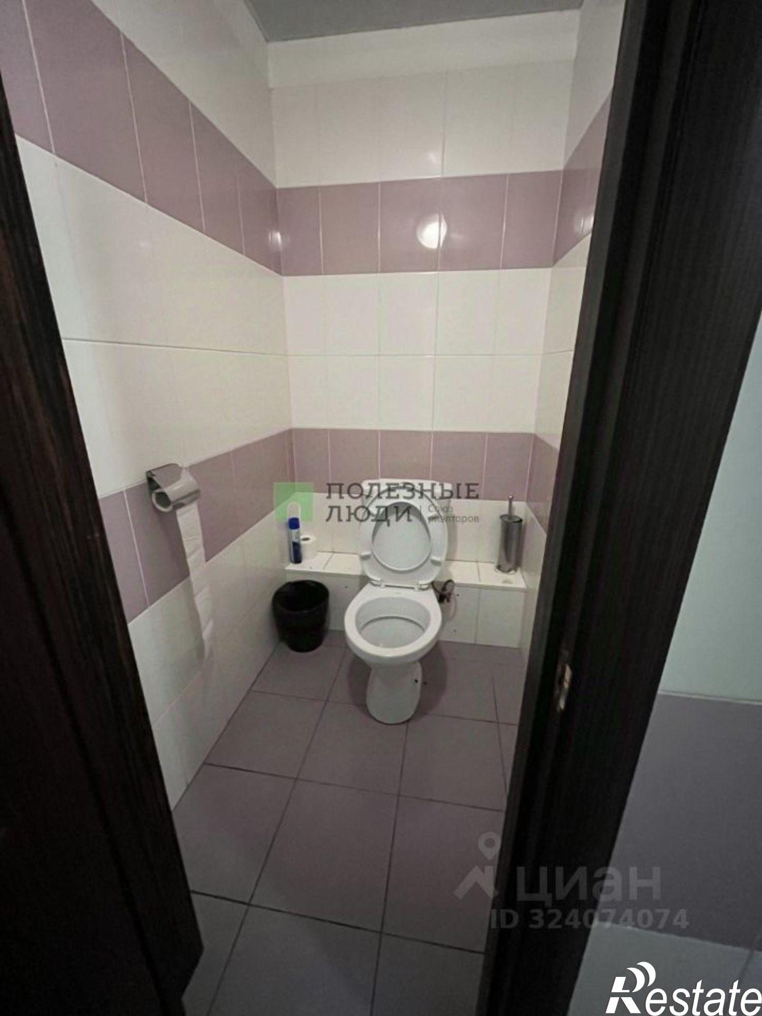 Сдать офис, помещение под офис за 400 000 рублей на Днепровская улица, 2/37