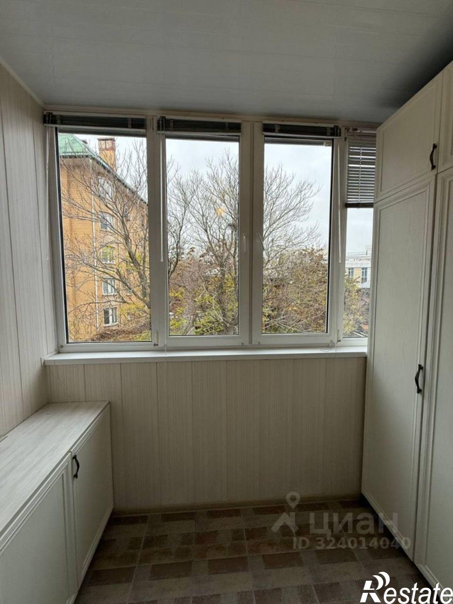 Купить квартиру за 13 900 000 рублей на ул Набережная 1 Мая, 49