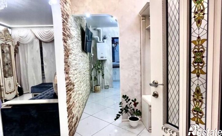 2-комн квартира Нововосточная улица, 19,  д. 19