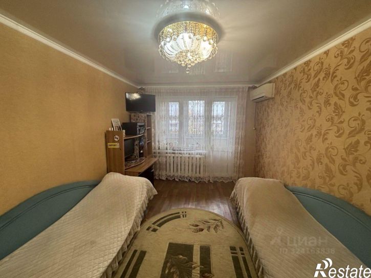 2-комн квартира ул Адмирала Нахимова, 137 1,  д. 137 1,  к. 1