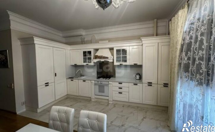 3-комн квартира улица Латышева, 7В,  д. 7В