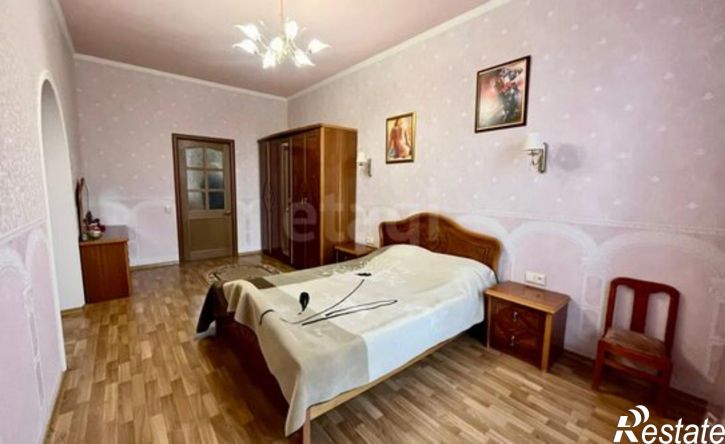 7-комн квартира ул Гагарина, 62,  д. 62