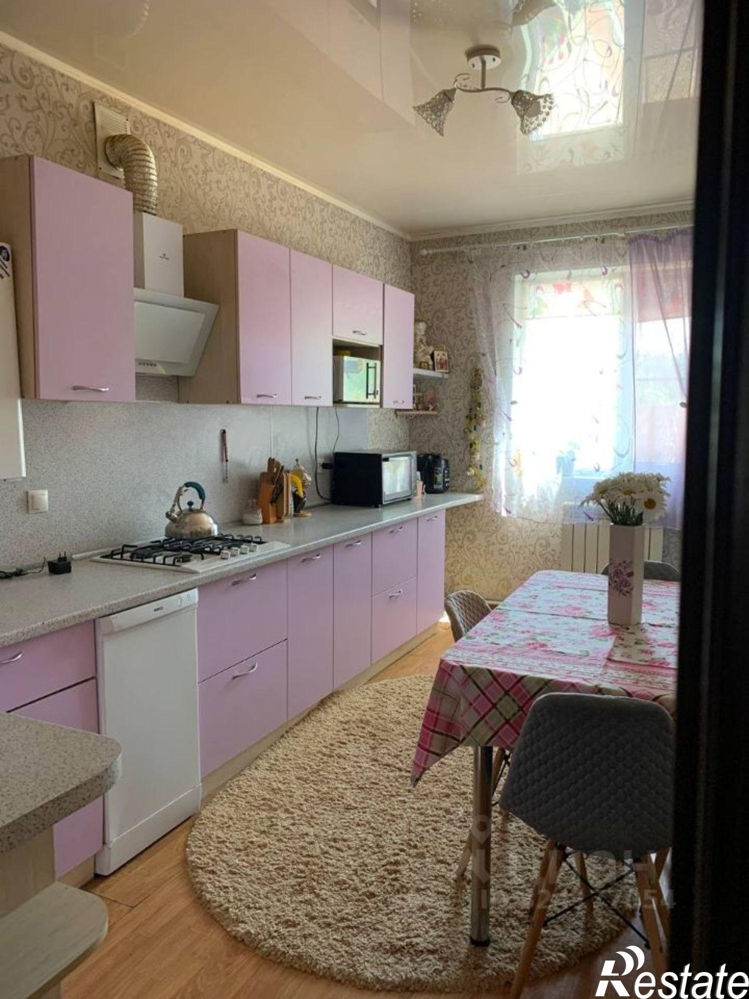 Купить дачу, дом, коттедж за 4 700 000 рублей на 3-й переулок Соколова, 14