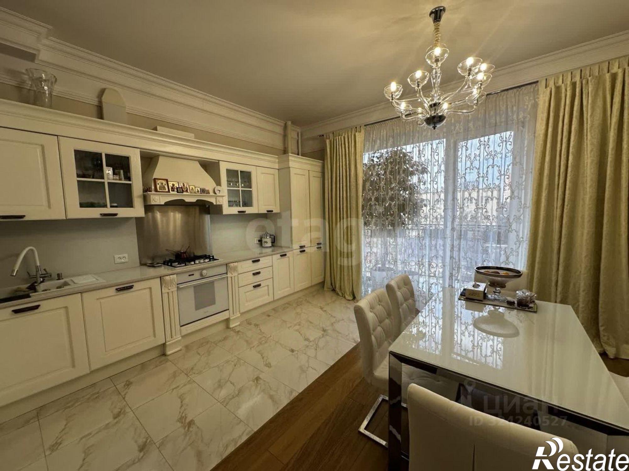 Купить квартиру за 16 000 000 рублей на ул Латышева, 7в