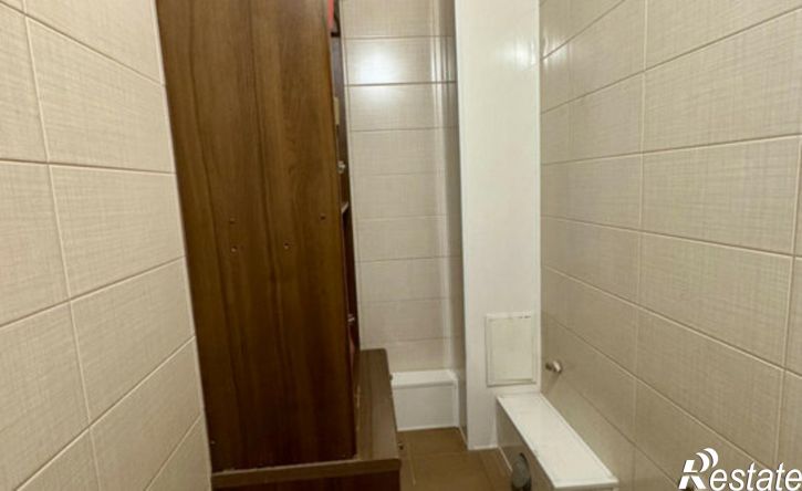 3-комн квартира улица Власова, 6,  д. 6