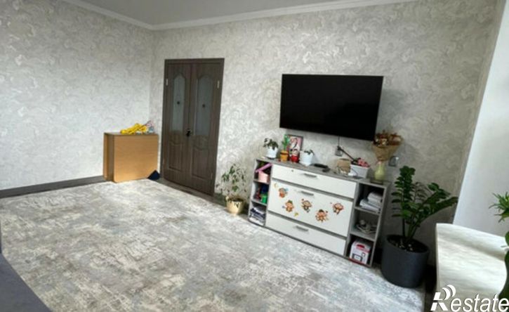 3-комн квартира улица Яблочкова, 27 к1,  д. 27 к1