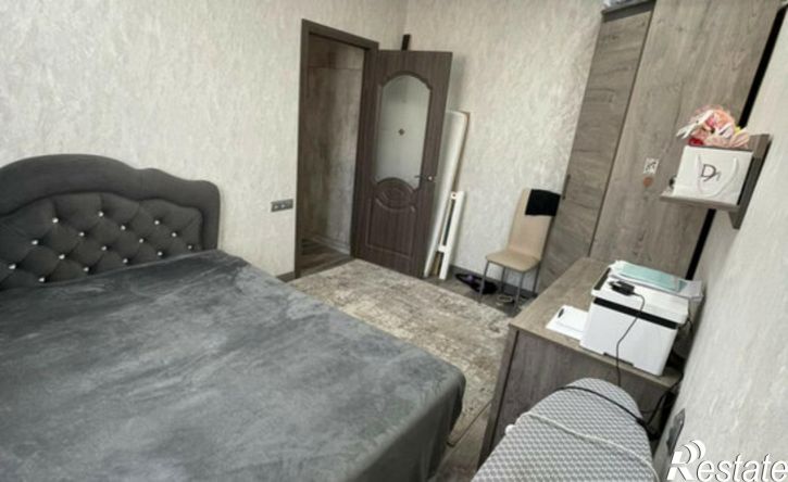 3-комн квартира улица Яблочкова, 27 к1,  д. 27 к1