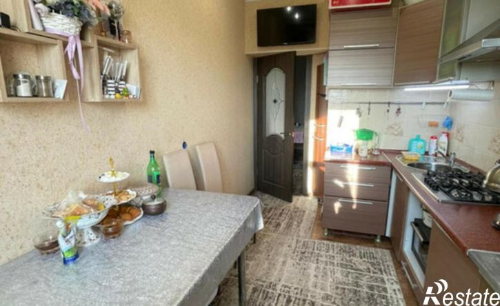 3-комн квартира улица Яблочкова, 27 к1,  д. 27 к1