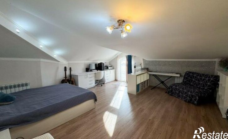 5-комн квартира улица Чалабяна, 13/13,  д. 13/13