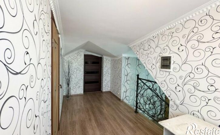 5-комн квартира улица Чалабяна, 13/13,  д. 13/13