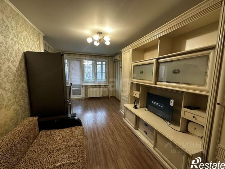 2-комн квартира улица Космонавтов, 6,  д. 6